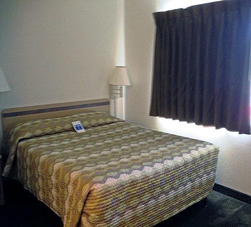 Rodeway Indianapolis 2* Fishers